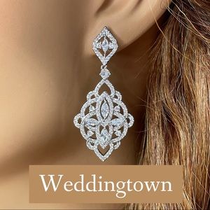 Luxury chandelier drop dangle elegant earrings